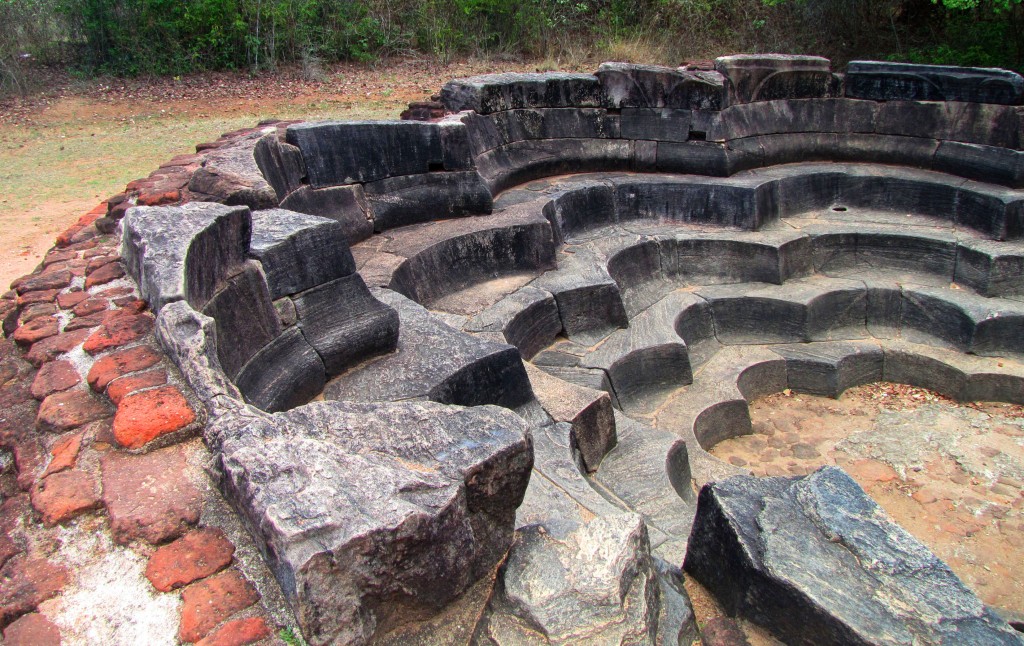 2014 0825B Polonnaruwa cité historique 031v