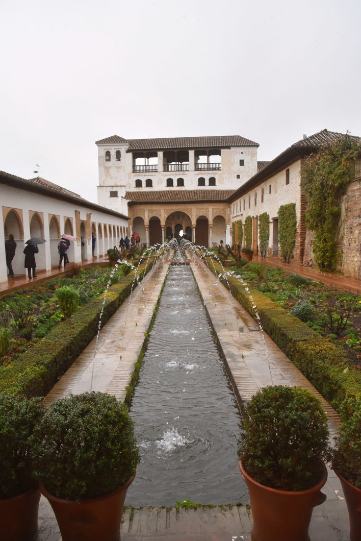 Découvrir l'Alhambra, endroit incontournable à Grenade