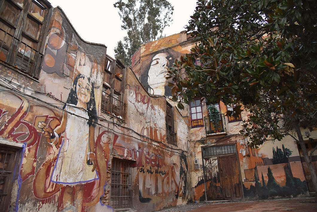 Street art dans les rue de Grenade en Espagne
