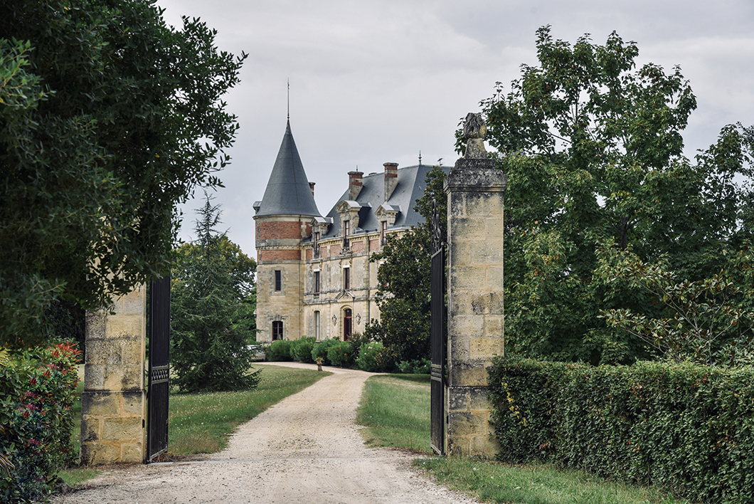 Dégustation perchée au Château de Rayne Vigneau - Activité insolite sur la Route des Vins de Bordeaux