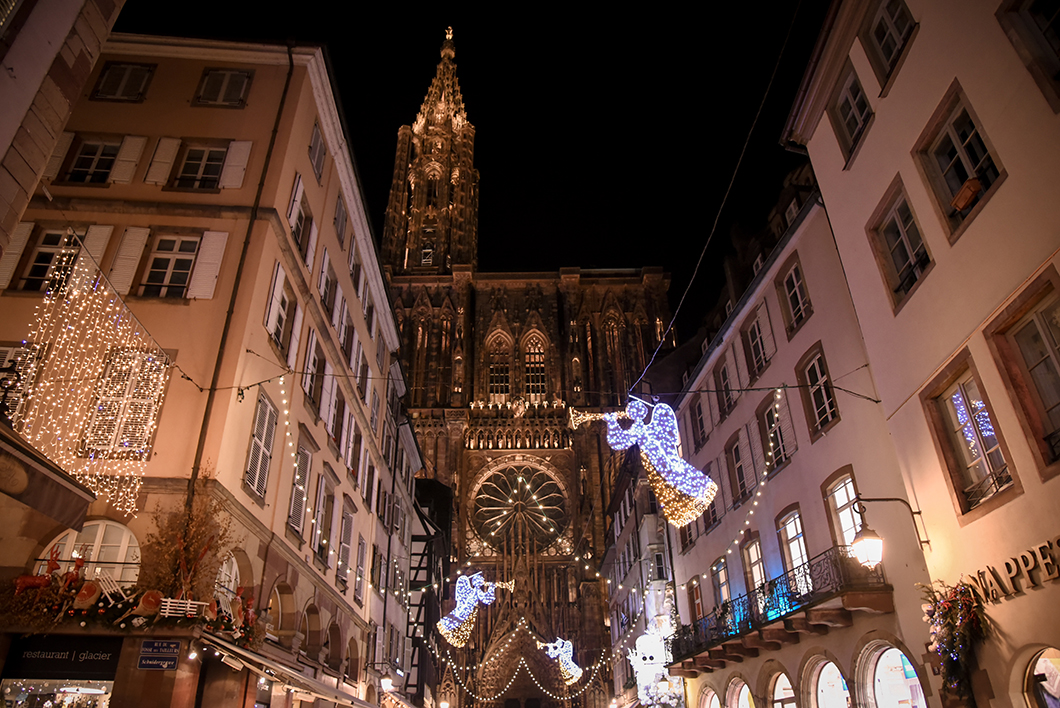 Place de la Cathédrale - Marché de Noël de Strasbourg