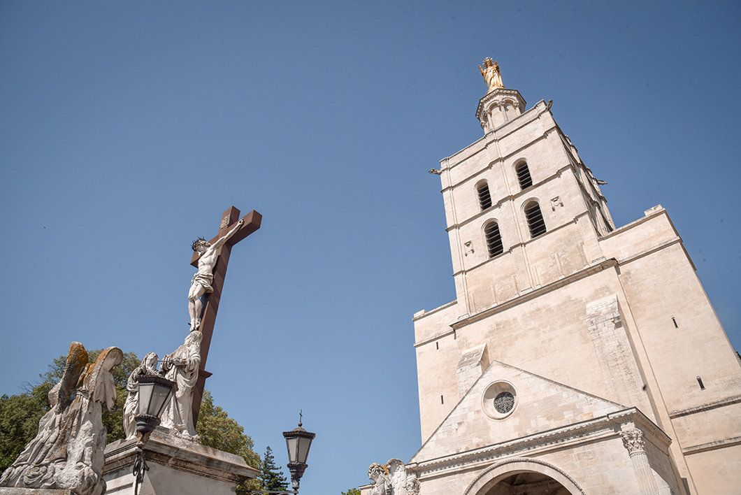 La cathédrale Notre-Dame des Doms - Visites incontournables à Avignon