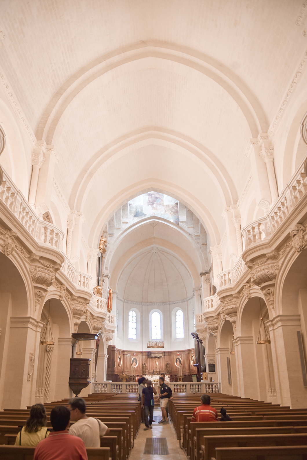 Que visiter à Avignon ? La cathédrale Notre-Dame des Doms