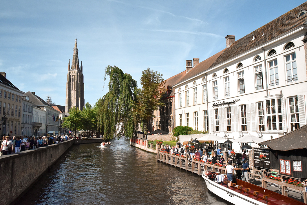Découvrir le Pont Saint-Jean-Népomucène, incontournables à visiter à Bruges