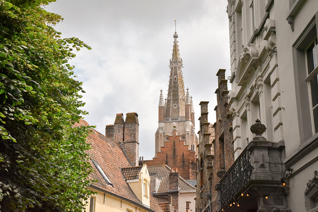 L’Église Notre-Dame, spot incontournable à Bruges