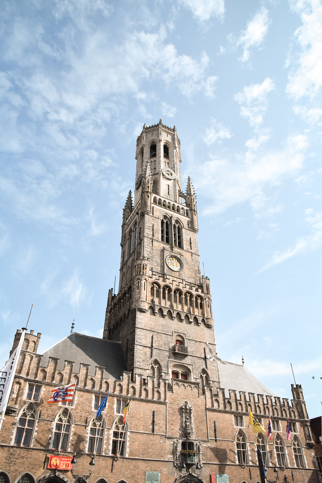 Monter en haut du Beffroi à Bruges