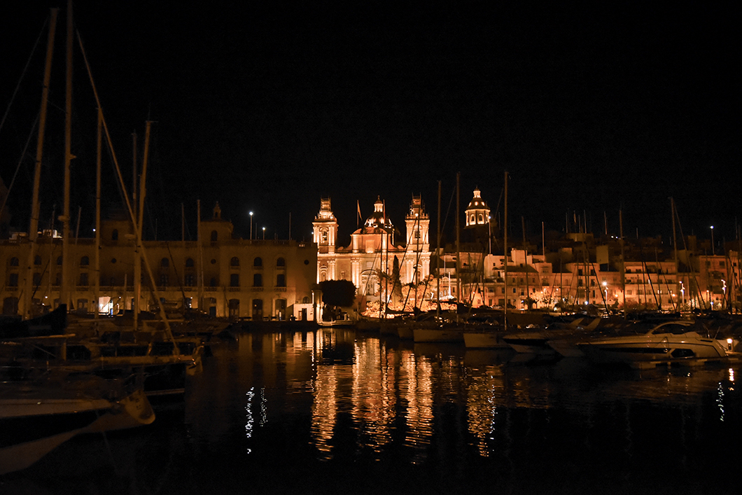 Malte by night