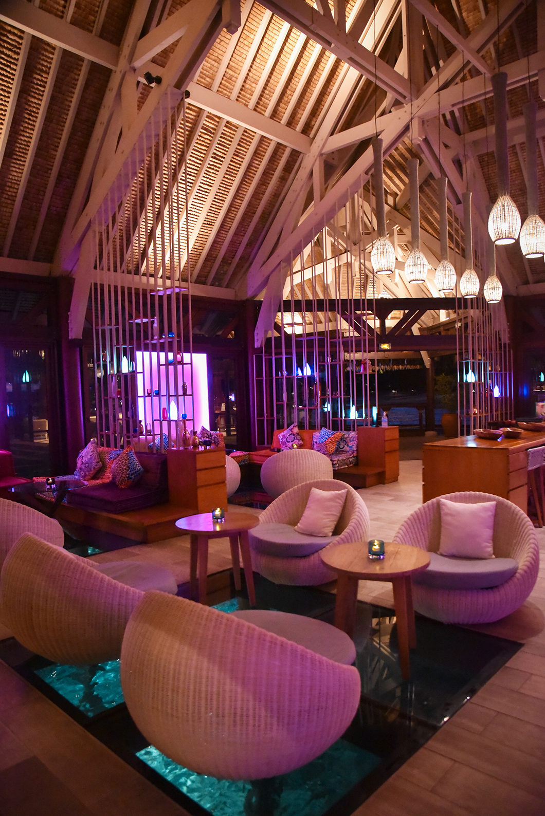 Le Upa Upa Lounge Bar à l’hôtel Conrad Bora Bora Nui