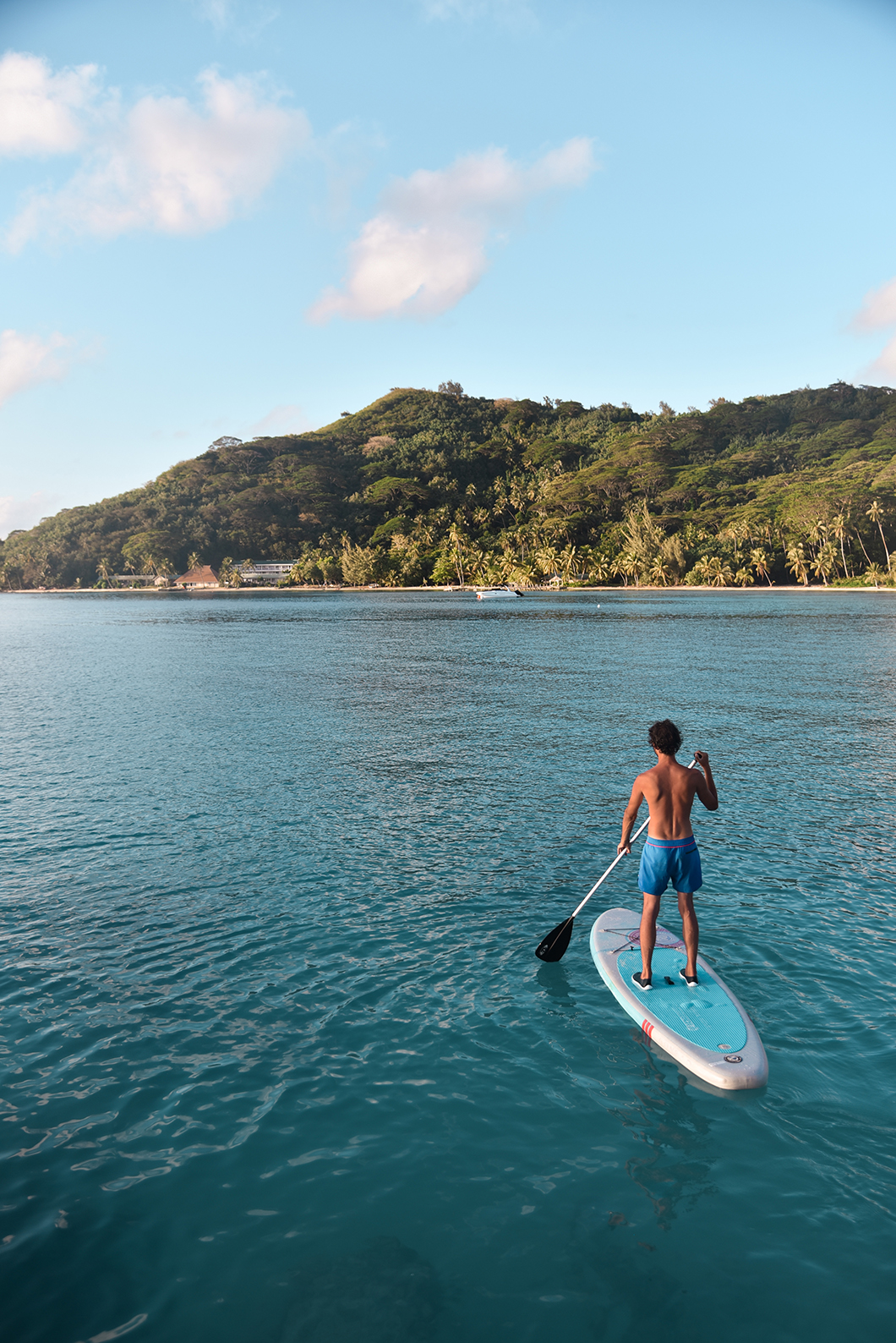 Balade en paddle, activité incontournable à Bora Bora en Polynésie Française
