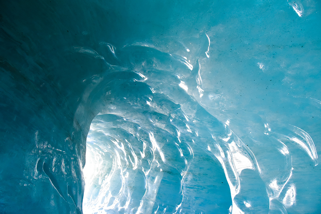 Grotte de glace, incontournable à Chamonix